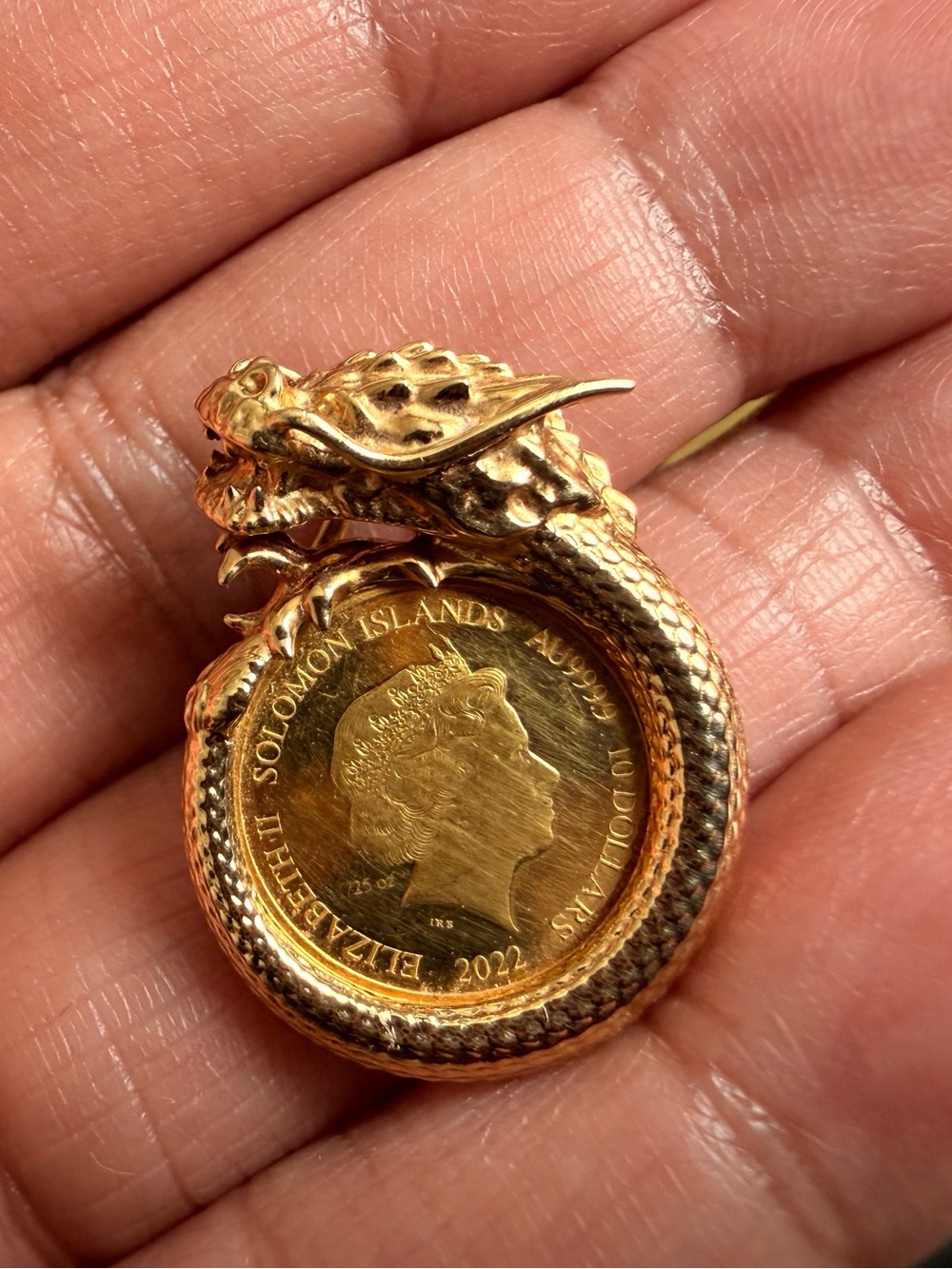 Rare piece! 24k/18k pure gold. Coin inside is 24Karat dragon 18k